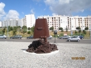 <b>Empreitada:</b> Monumento aos Trabalhadores da Indstria Naval - Rotunda da Boa Esperana - Filipa D'gua<br><b>Durao:</b> 35 dias (2009) </br><b>Tipo de empreitada: </b> Construo Nova e Arranjos Exteriores